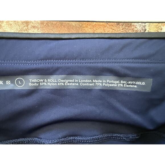 ADAY Throw & Roll Leggings Navy Black Gold zipper Pockets Size Large Stretchy - Picture 7 of 9